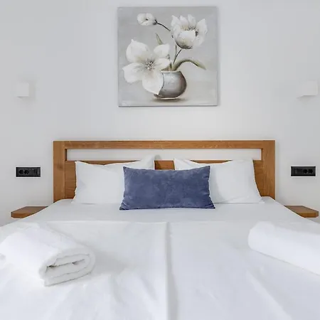 Appartement Sea & Mountain View & Private Pool